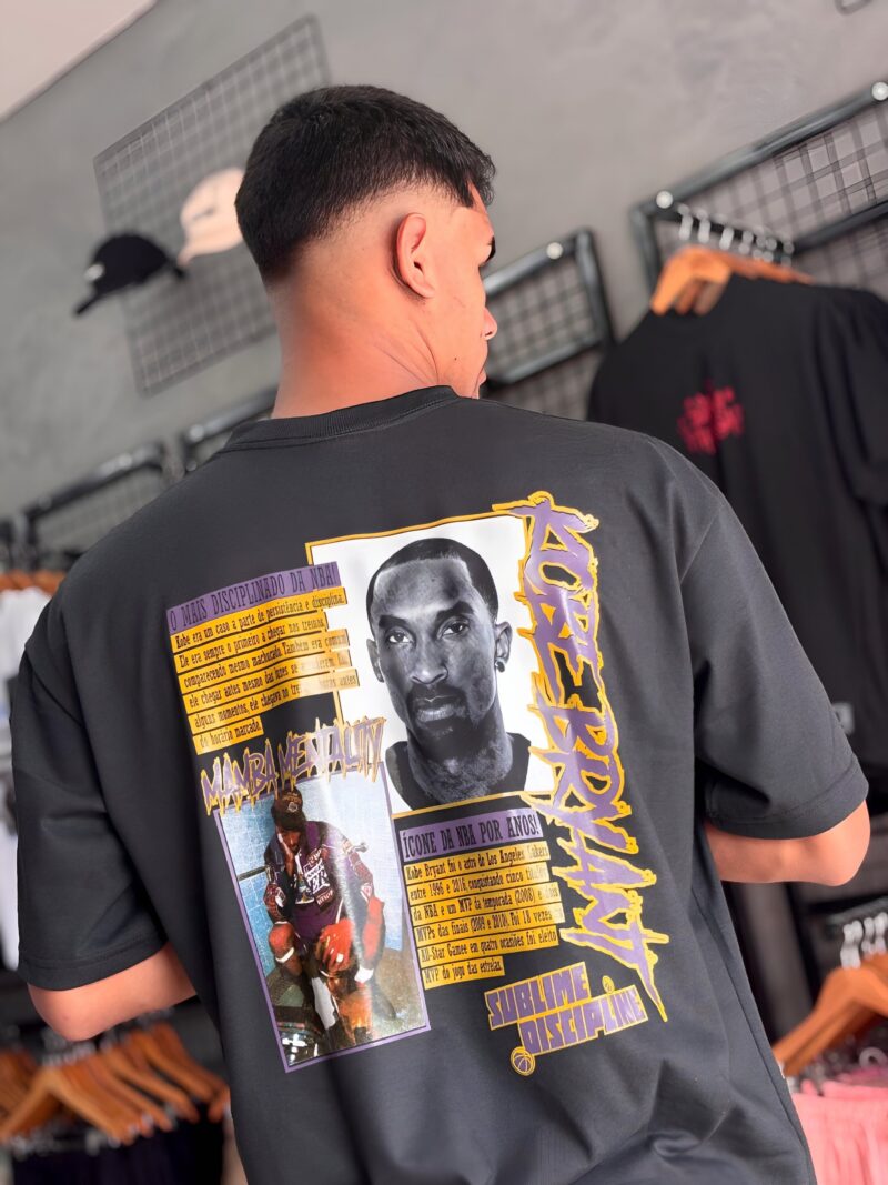 CAMISA OVERSIZED MAMBA  - PRETA