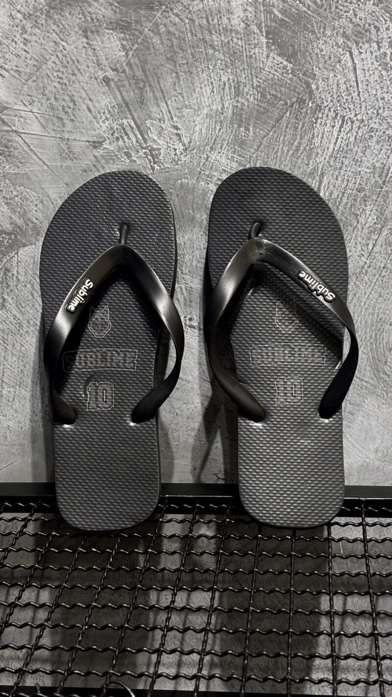 CHINELO DE DEDO PRETO - “10”